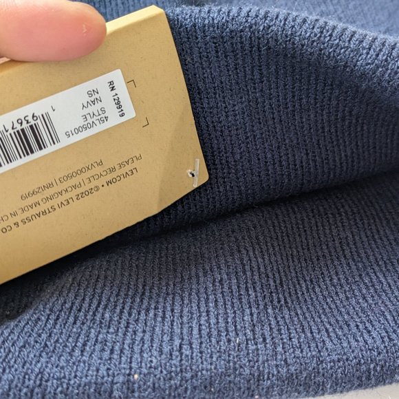 Men's Levi's® Knit Cuffed All Season Beanie - Navy - Picture 5 of 15